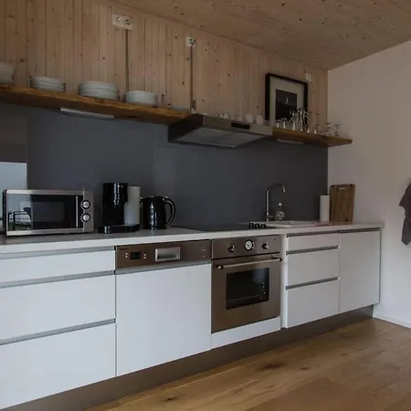 بيت للعطل Ferienwohnung Mondholz جارمش بارتنكيرشن