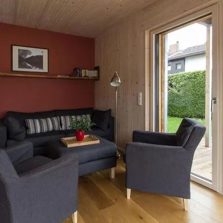 Ferienwohnung Mondholz * Γκάρμις-Παρτενκίρχεν